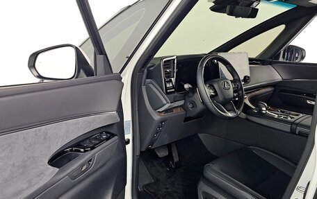 Lexus LM, 2024 год, 22 590 000 рублей, 8 фотография