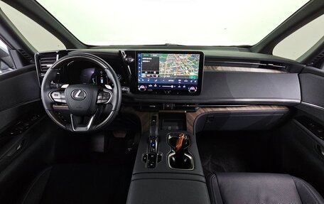 Lexus LM, 2024 год, 22 590 000 рублей, 10 фотография