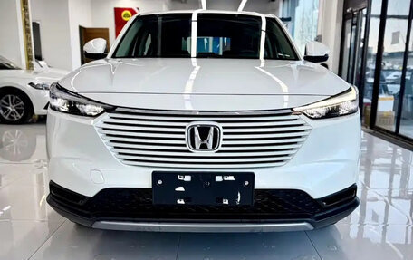 Honda Vezel, 2023 год, 2 000 000 рублей, 2 фотография