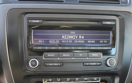 Volkswagen Jetta VI, 2011 год, 939 000 рублей, 11 фотография