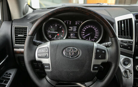 Toyota Land Cruiser 200, 2012 год, 3 355 000 рублей, 16 фотография