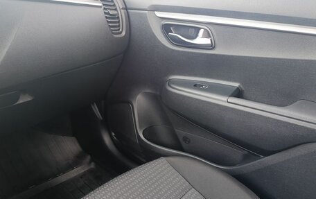 KIA Rio IV, 2021 год, 1 425 000 рублей, 23 фотография