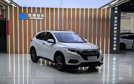 Honda Vezel, 2022 год, 1 550 000 рублей, 3 фотография