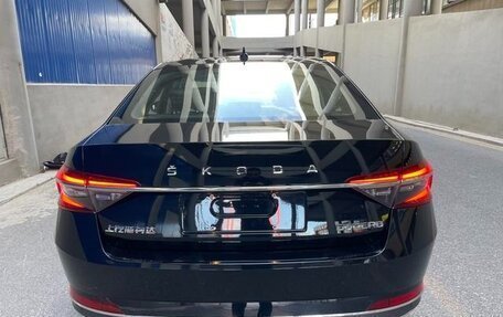 Skoda Superb III рестайлинг, 2023 год, 1 650 000 рублей, 5 фотография