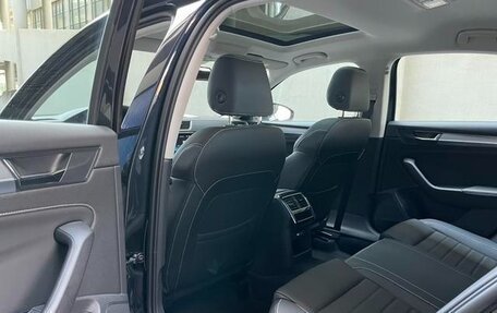 Skoda Superb III рестайлинг, 2023 год, 1 650 000 рублей, 8 фотография