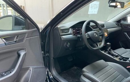 Skoda Superb III рестайлинг, 2023 год, 1 650 000 рублей, 7 фотография