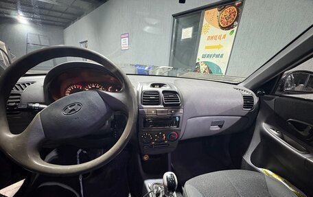 Hyundai Accent II, 2008 год, 300 000 рублей, 2 фотография