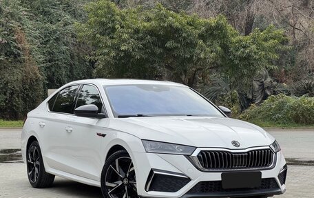 Skoda Octavia IV, 2023 год, 2 470 000 рублей, 1 фотография