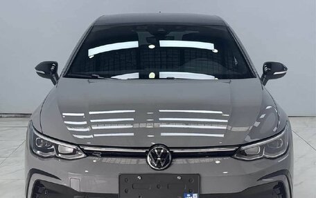 Volkswagen Golf VIII, 2023 год, 2 190 000 рублей, 2 фотография