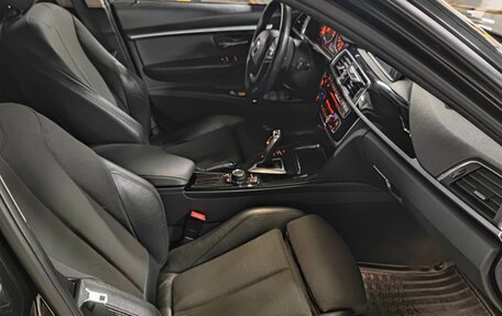 BMW 3 серия, 2017 год, 2 990 000 рублей, 4 фотография