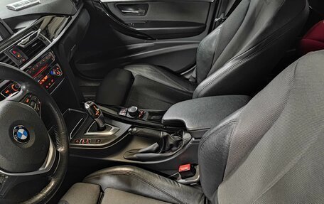 BMW 3 серия, 2017 год, 2 990 000 рублей, 14 фотография