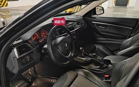 BMW 3 серия, 2017 год, 2 990 000 рублей, 11 фотография