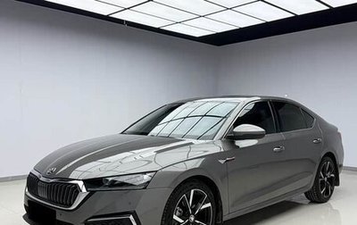 Skoda Octavia IV, 2022 год, 2 500 000 рублей, 1 фотография