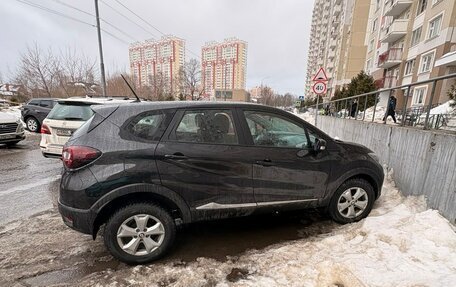 Renault Kaptur I рестайлинг, 2021 год, 1 600 000 рублей, 2 фотография