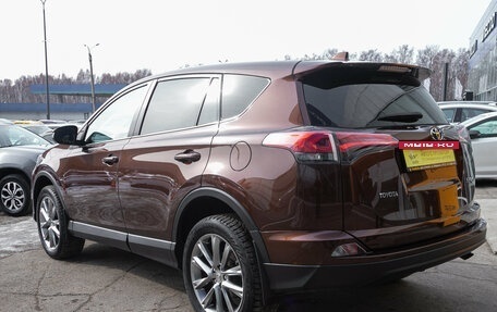 Toyota RAV4, 2017 год, 2 745 000 рублей, 10 фотография