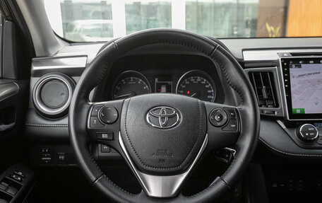 Toyota RAV4, 2017 год, 2 745 000 рублей, 15 фотография