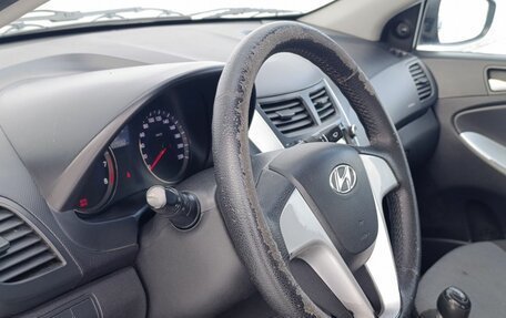 Hyundai Solaris II рестайлинг, 2011 год, 540 000 рублей, 9 фотография