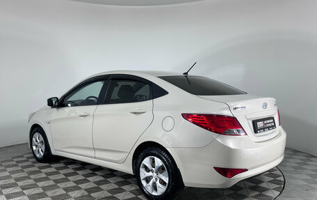 Hyundai Solaris II рестайлинг, 2015 год, 1 094 000 рублей, 7 фотография