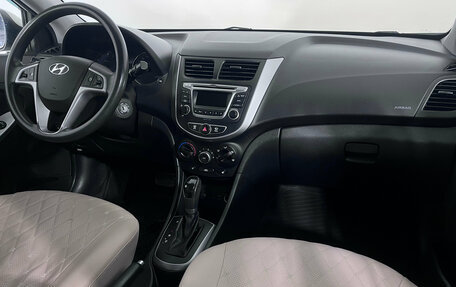 Hyundai Solaris II рестайлинг, 2015 год, 1 094 000 рублей, 11 фотография