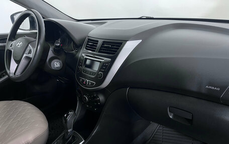 Hyundai Solaris II рестайлинг, 2015 год, 1 094 000 рублей, 14 фотография