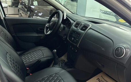 Renault Logan II, 2020 год, 635 000 рублей, 14 фотография