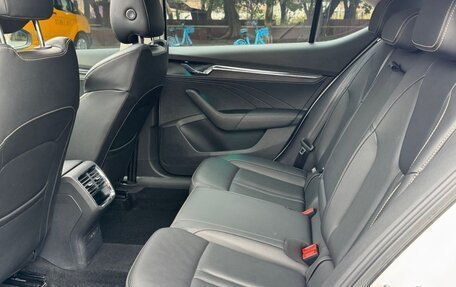 Skoda Octavia IV, 2023 год, 2 470 000 рублей, 20 фотография