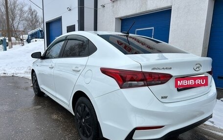 Hyundai Solaris II рестайлинг, 2018 год, 855 000 рублей, 11 фотография