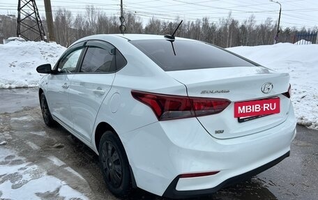 Hyundai Solaris II рестайлинг, 2018 год, 855 000 рублей, 19 фотография