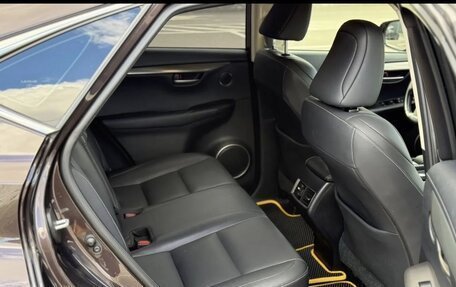 Lexus NX I, 2015 год, 2 660 000 рублей, 17 фотография