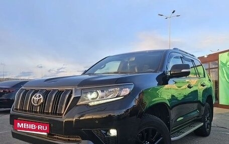 Toyota Land Cruiser Prado 150 рестайлинг 2, 2021 год, 13 фотография