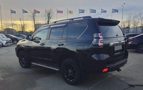 Toyota Land Cruiser Prado 150 рестайлинг 2, 2021 год, 22 фотография