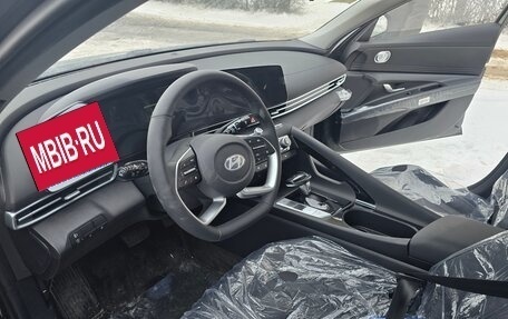 Hyundai Elantra, 2025 год, 2 450 000 рублей, 6 фотография