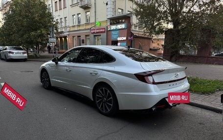 Hyundai Sonata VIII, 2021 год, 3 190 000 рублей, 6 фотография