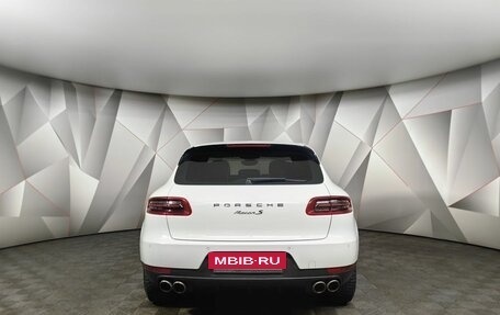 Porsche Macan I рестайлинг, 2017 год, 4 300 000 рублей, 8 фотография