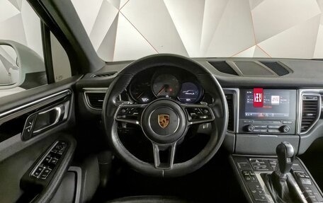 Porsche Macan I рестайлинг, 2017 год, 4 300 000 рублей, 20 фотография