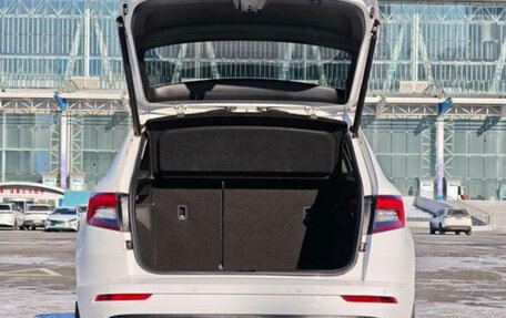 Skoda Karoq I, 2022 год, 2 420 000 рублей, 11 фотография