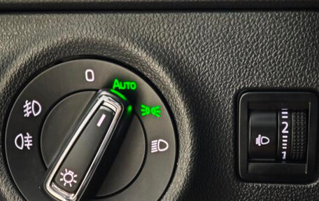 Skoda Karoq I, 2022 год, 2 420 000 рублей, 18 фотография