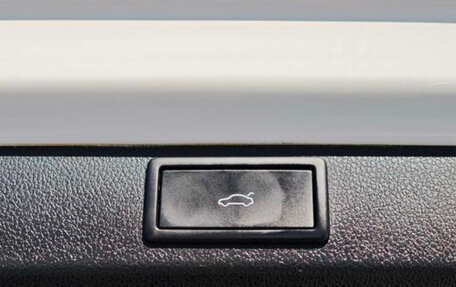 Skoda Karoq I, 2022 год, 2 420 000 рублей, 26 фотография