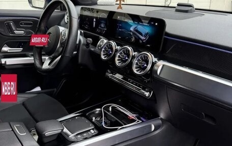 Mercedes-Benz GLB AMG, 2021 год, 4 900 000 рублей, 4 фотография