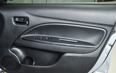 Mitsubishi Mirage VI рестайлинг, 2014 год, 679 000 рублей, 18 фотография