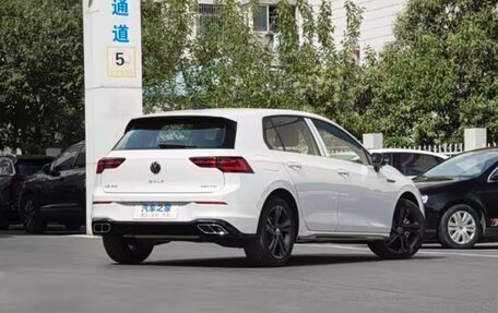 Volkswagen Golf VIII, 2023 год, 2 900 000 рублей, 3 фотография