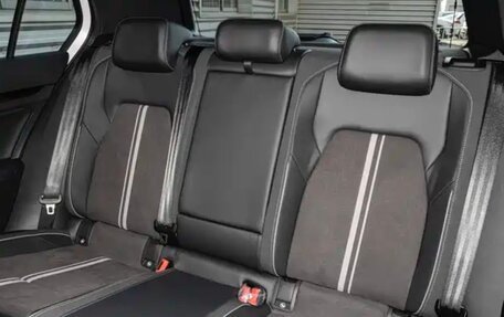 Volkswagen Golf VIII, 2023 год, 2 900 000 рублей, 8 фотография