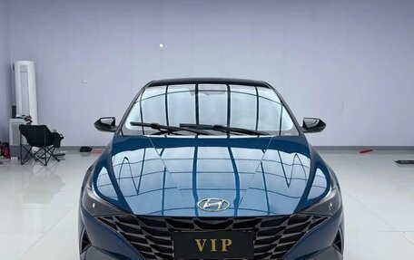 Hyundai Elantra, 2022 год, 1 850 000 рублей, 2 фотография