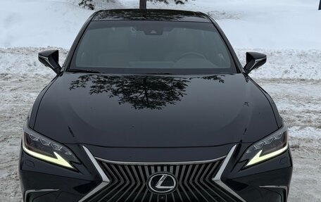 Lexus ES VII, 2019 год, 3 550 000 рублей, 1 фотография