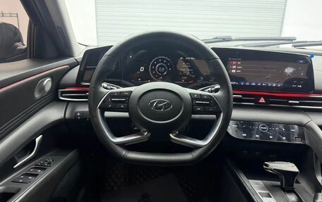 Hyundai Elantra, 2022 год, 1 850 000 рублей, 8 фотография