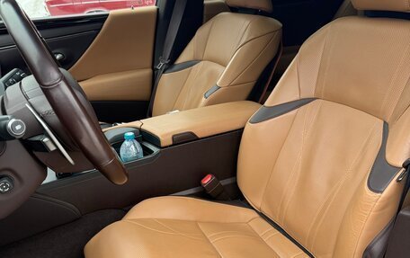 Lexus ES VII, 2019 год, 3 550 000 рублей, 5 фотография