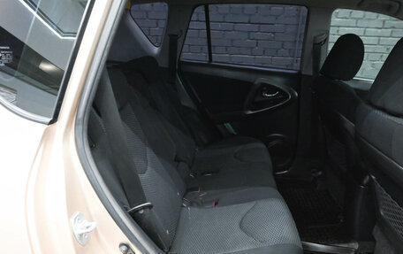 Toyota RAV4, 2011 год, 1 700 000 рублей, 11 фотография