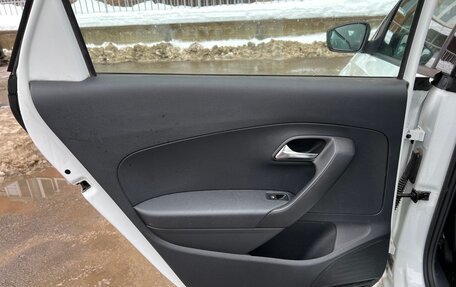 Volkswagen Polo VI (EU Market), 2018 год, 1 100 000 рублей, 21 фотография