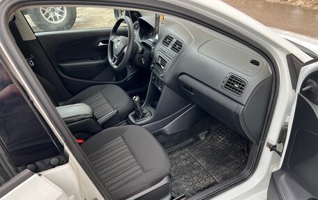 Volkswagen Polo VI (EU Market), 2018 год, 1 100 000 рублей, 15 фотография