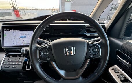 Honda Stepwgn IV, 2021 год, 1 990 000 рублей, 13 фотография